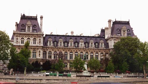 Hotel de Ville de Paris