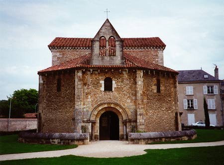 An octagonal chapel, front view